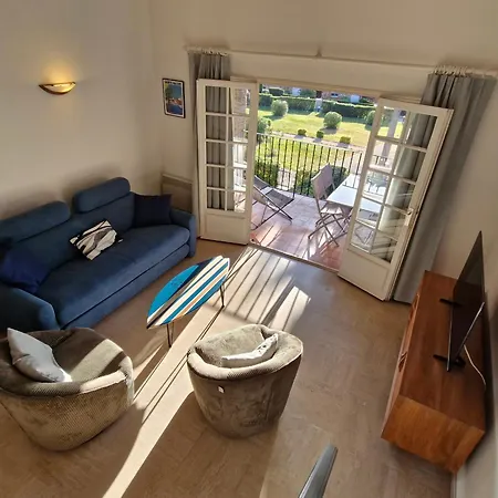 Avec Mezzanine, Piscine, Parking Et Pres De La A - Fr-1-780-81 * Sainte-Maxime