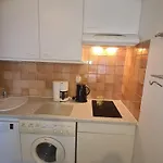 Avec Mezzanine, Piscine, Parking Et Près De La à - Fr-1-780-81 Apartamento Sainte-Maxime