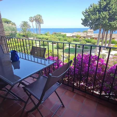 Avec Mezzanine Et Piscine, Animaux Acceptes, Parking Prive A - Fr-1-780-81 *